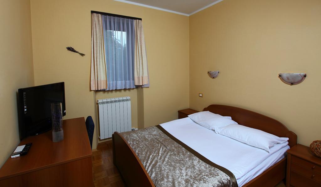 Bed And Breakfast Malovec Divača Eksteriør bilde