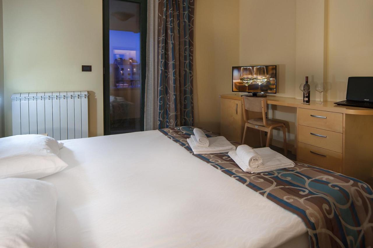 Bed And Breakfast Malovec Divača Eksteriør bilde